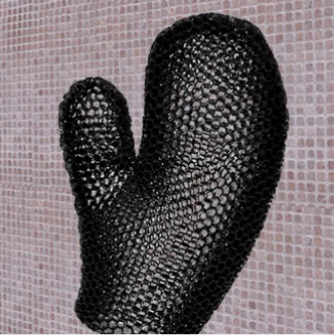 Supracor Stimulite Honeycomb Firmer Textured Bath Mitt All Black