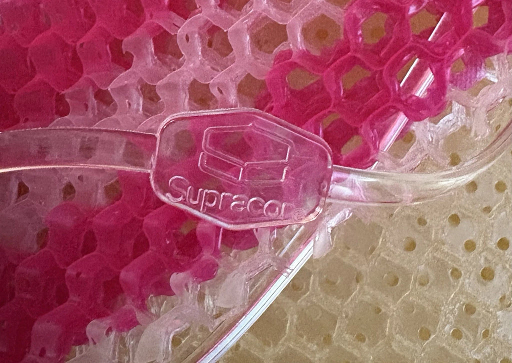 Supracor Stimulite Honeycomb Bath Mitt Magenta & White Stripes